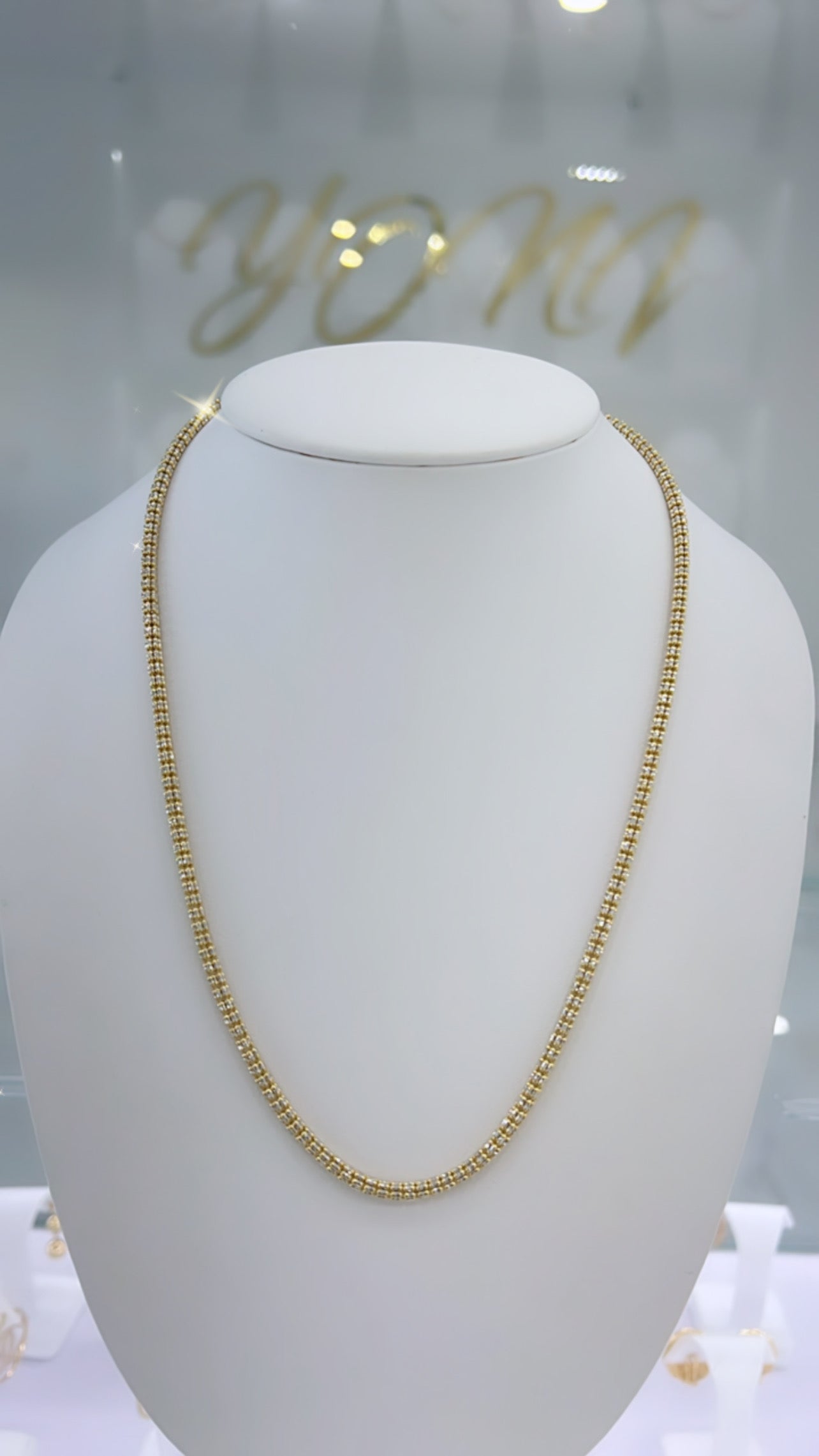 Cadena Moon Ice 14K