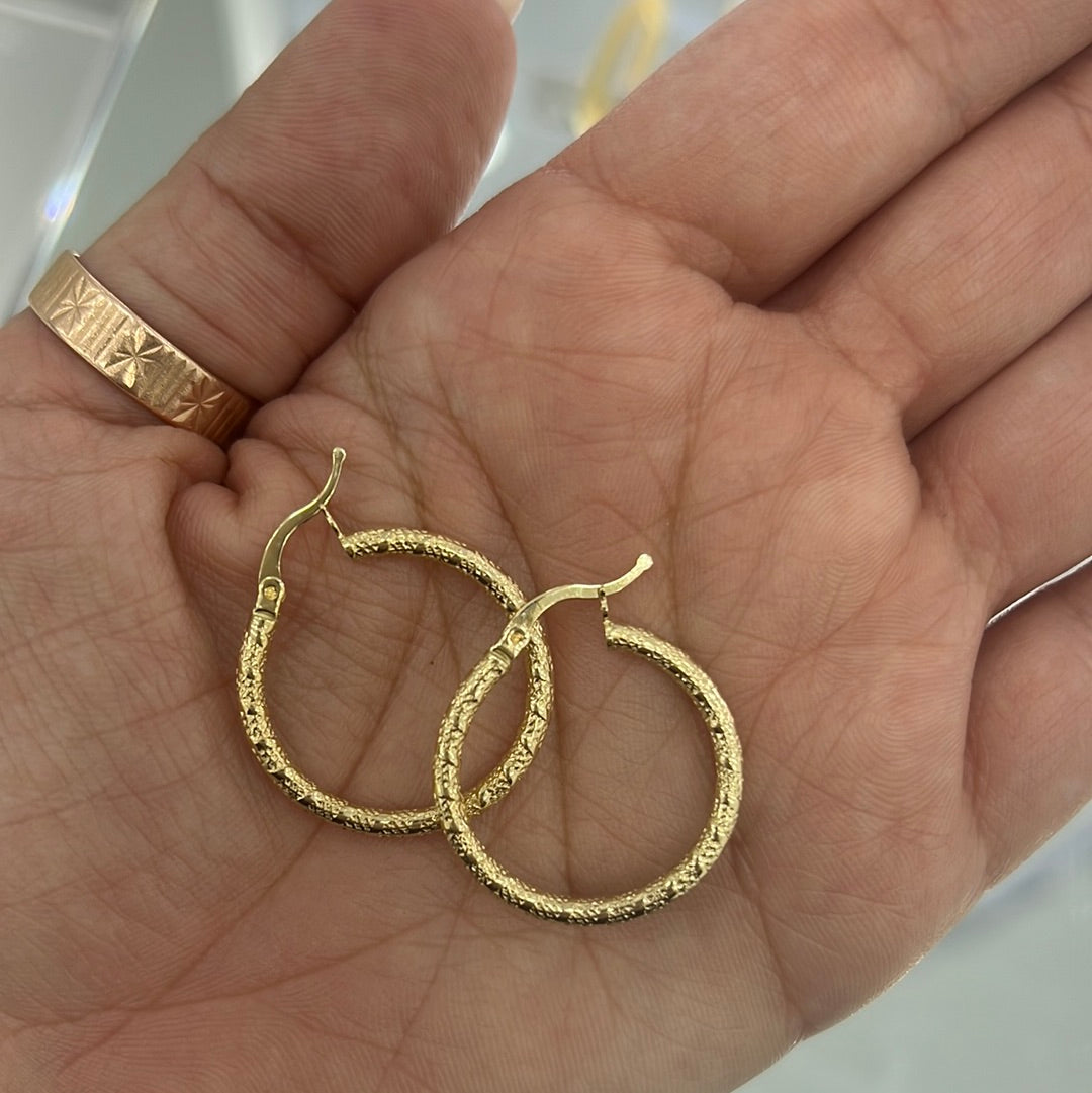 Argollas brocadas 14k