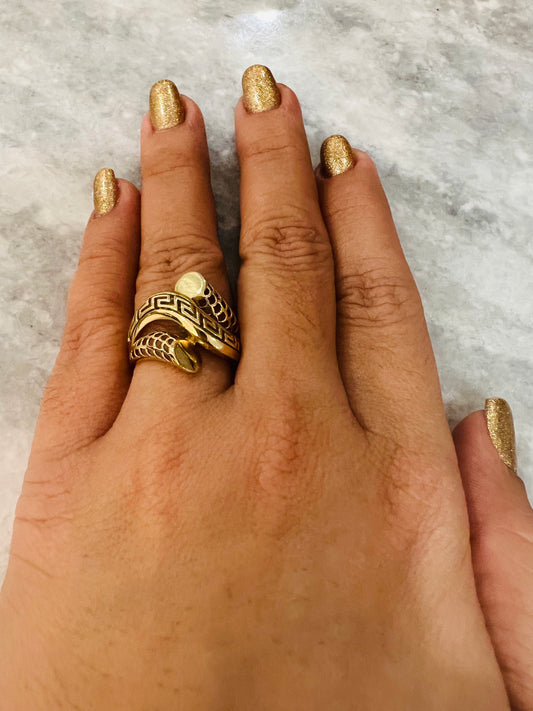 Anillo Estilo Versace 10K