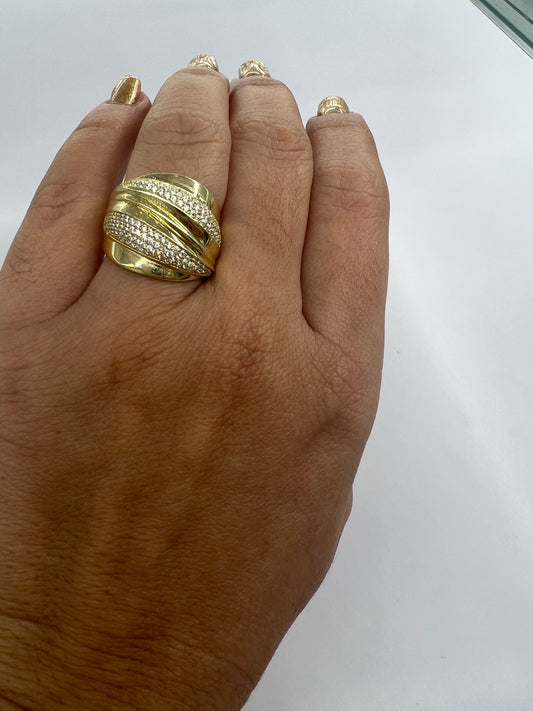 Anillo De Mujer Con Circonias 10K