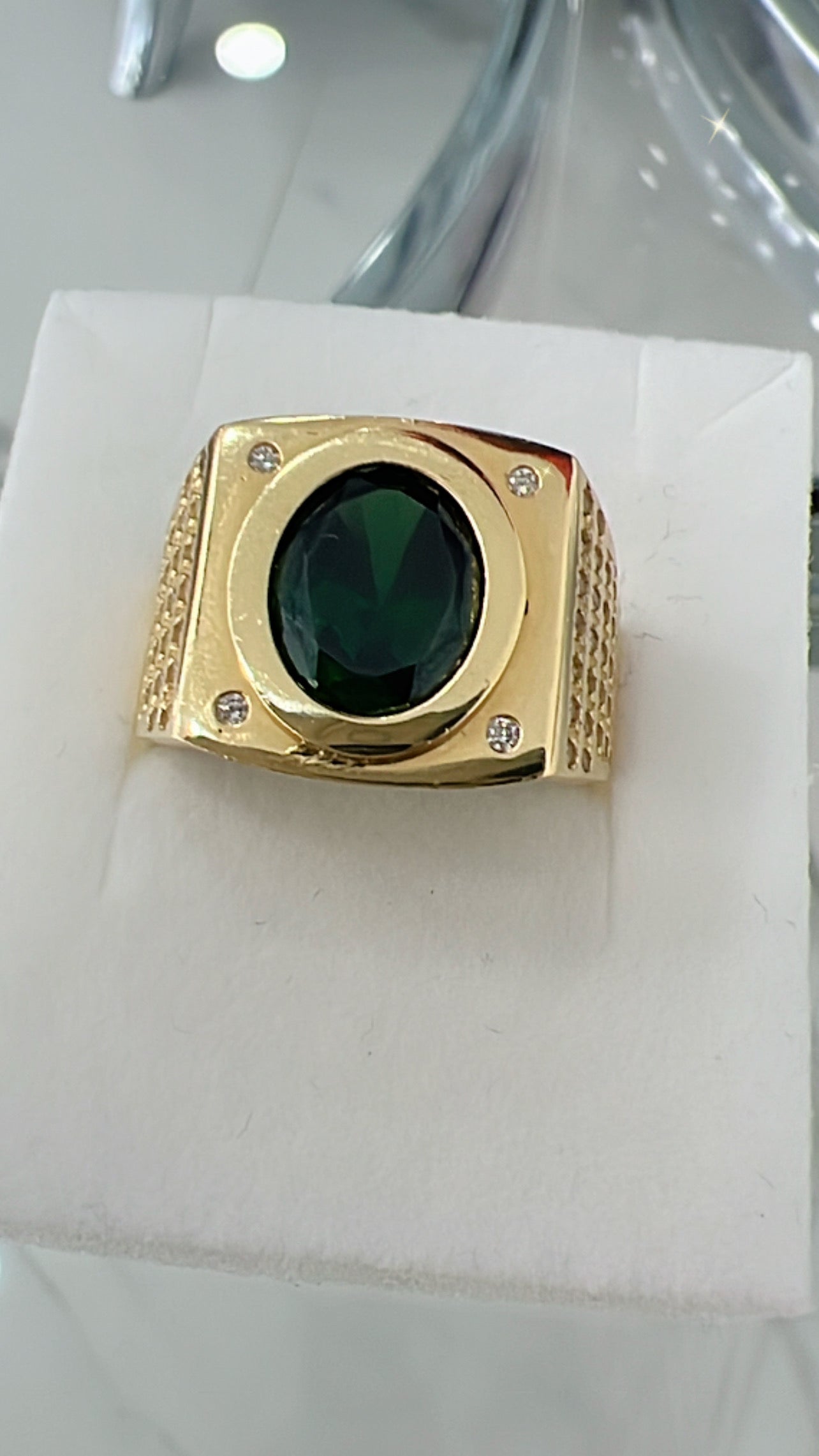 Anillo De Hombre De Piedra Verde 14K