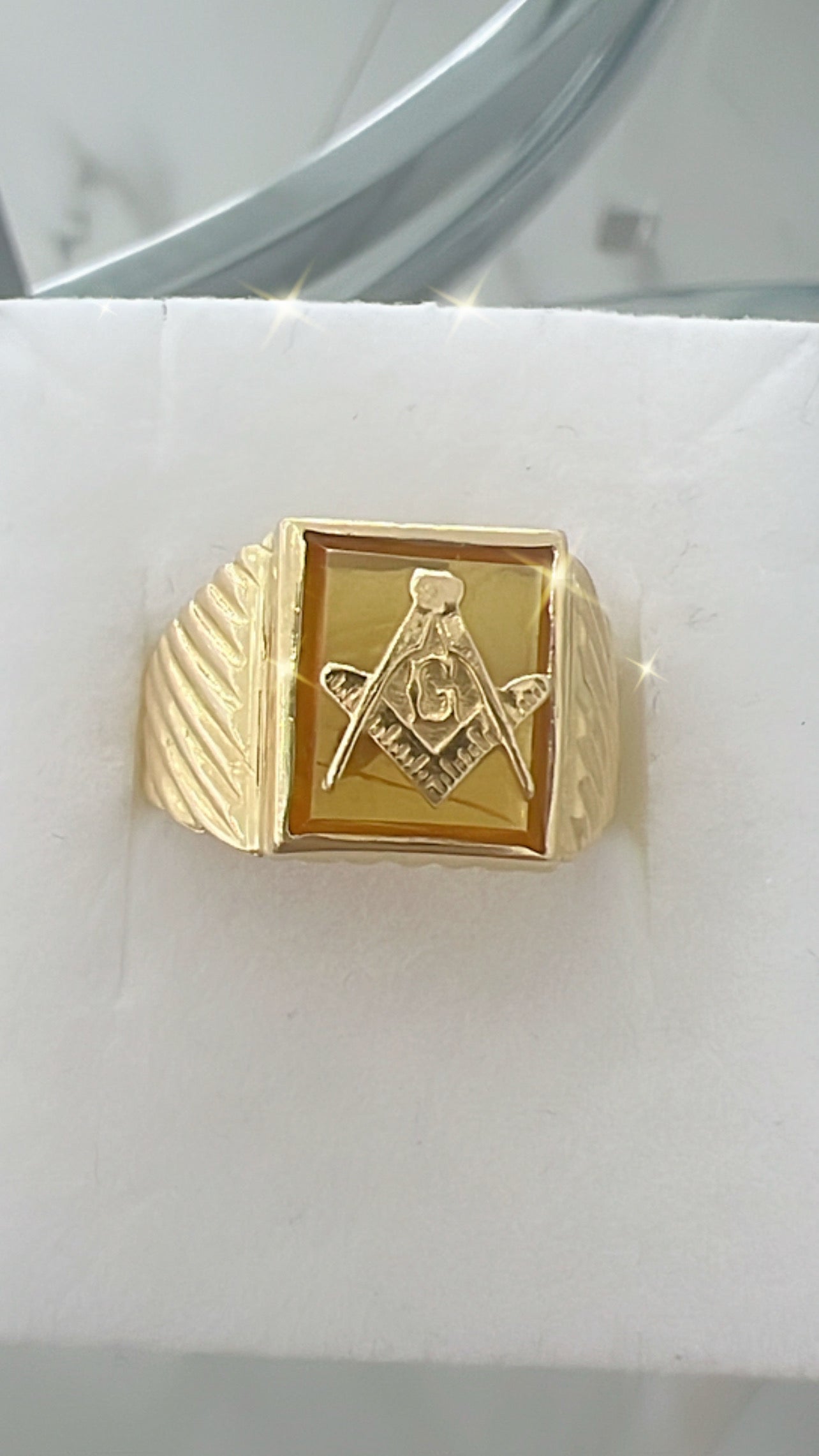 Anillo De Hombre Símbolo De Masón 14K