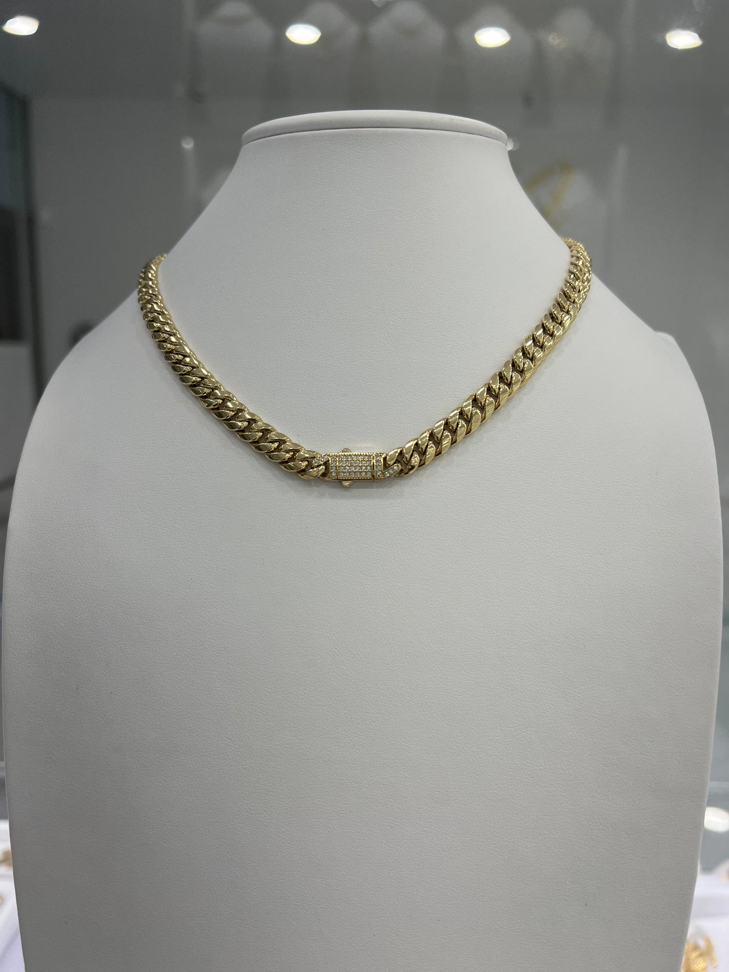 Cadena Semisolida Estilo Mónaco 14K